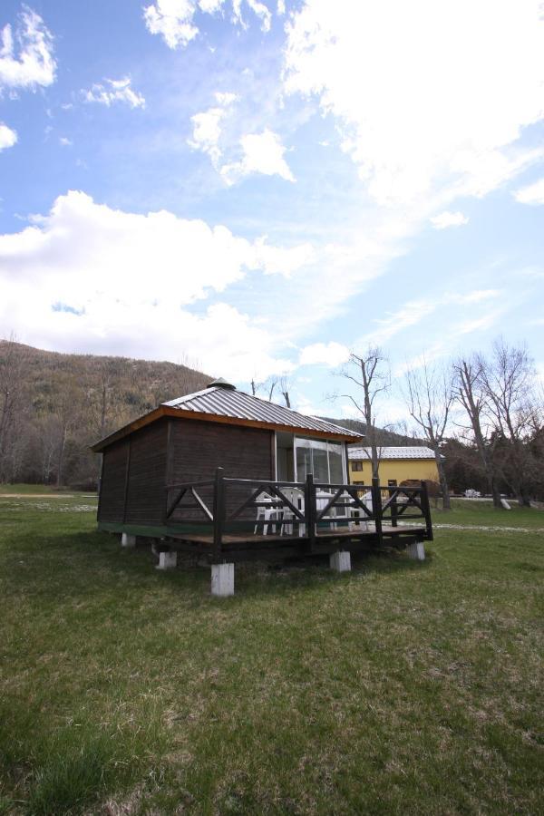 Camping Du Villard Thorame-Basse Exterior photo
